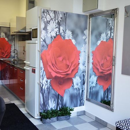 דירות ספליט Studio Two Roses מראה חיצוני תמונה