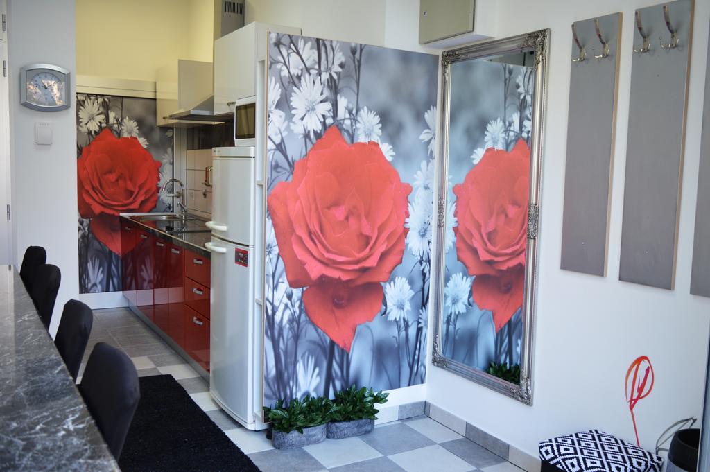 דירות ספליט Studio Two Roses מראה חיצוני תמונה